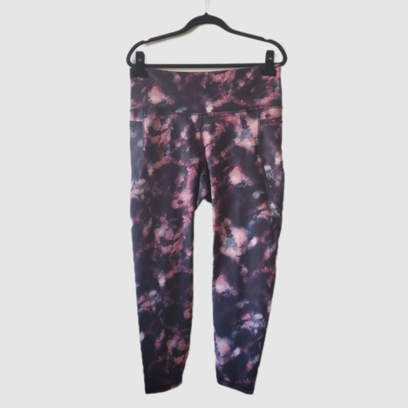 EUC Old Navy PowerSoft high-rise leggings, size XL, black and burgundy tie dye - Picture 2 of 10